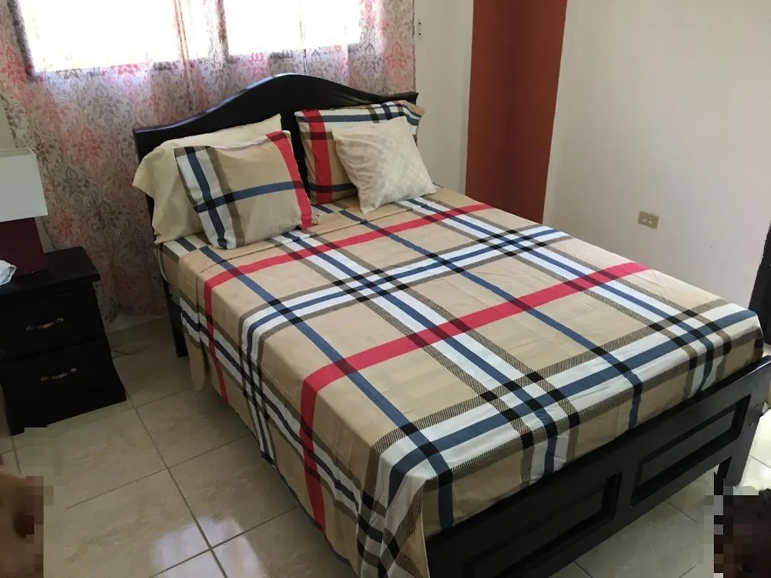 Belbreeze Hotel Порт-о-Пренс 3*, Petionville Гаити